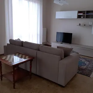 https://appartamento-gelsomino.it-tuscanyhotel.com